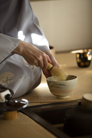 天空の茶室で「茶の湯体験」