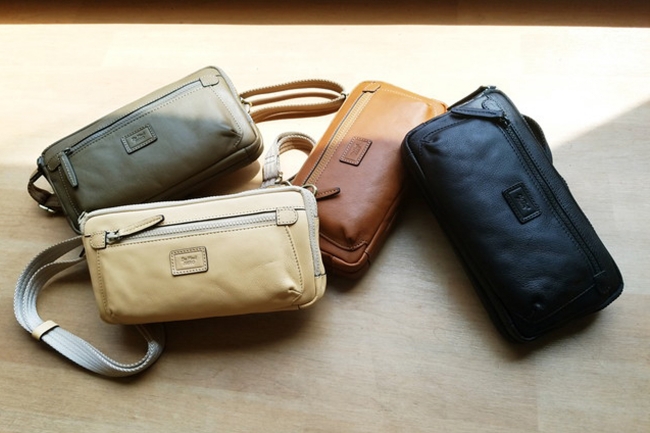 フレグランスレザー　AROMA Double Wallet bag ダヴィンチ ファーロ　Davinci FARO