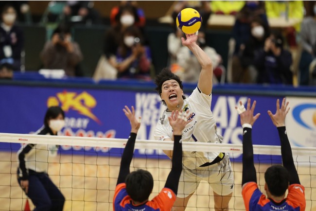 東レに勝利したパナソニック・清水のスパイク　第１セット