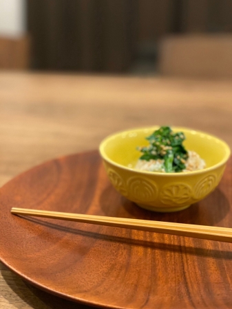 小鉢（イエロー）豆腐の白和え菜の花添え