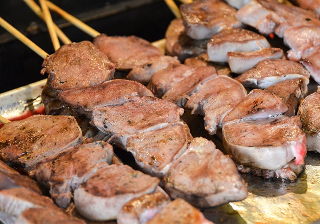 豚タン塩串焼き(500円)