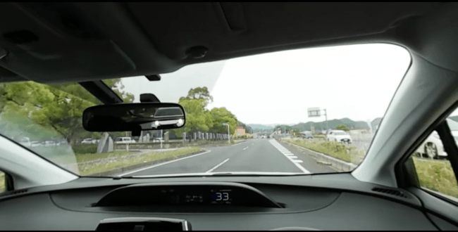 追い越し車線の走行時