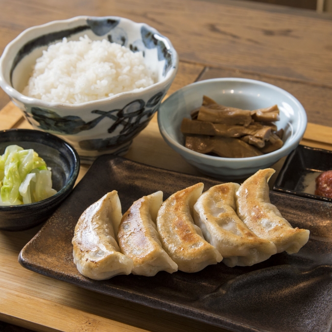 肉汁焼餃子定食