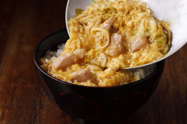 料理写真撮影イメージ「トロトロ親子丼」