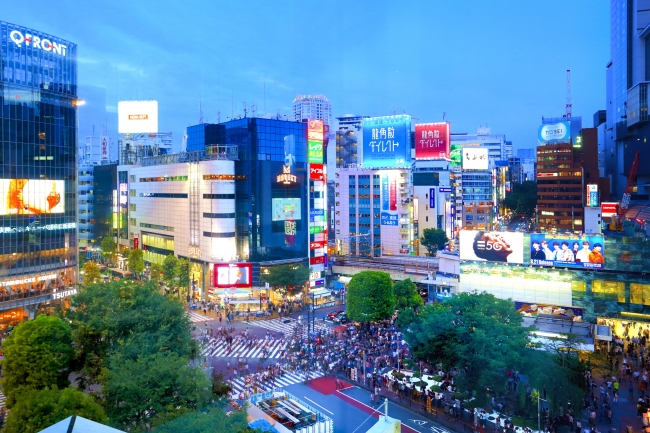 店内から望む渋谷スクランブル交差点