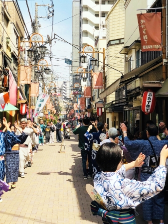 地元商店街協力のもと、町の雰囲気にあったイベントを目指す