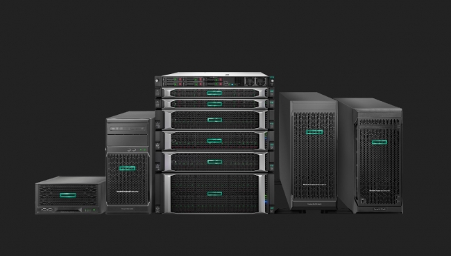 HPE ProLiant Gen10サーバーファミリー：一番左のサーバーがHPE ProLiant MicroServer Gen10 Plusです。