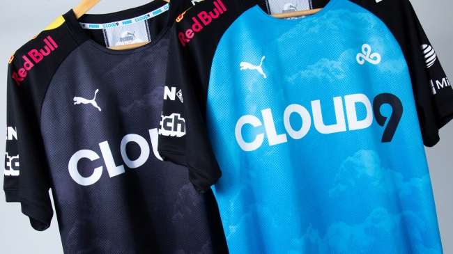 【Puma × Cloud9】2020 プレイヤーユニフォーム （ブルー、ブラック）  9,680円（税込）