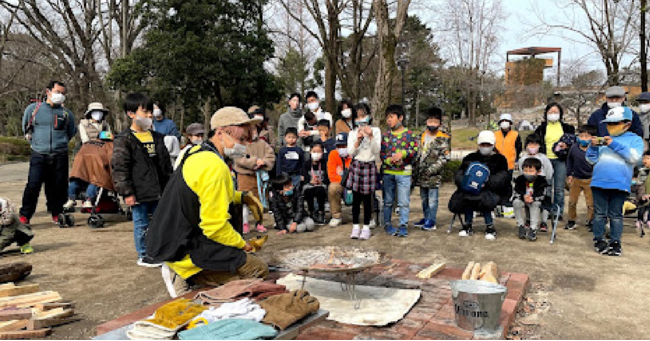 昨年の植物園での焚き火イベントの様子