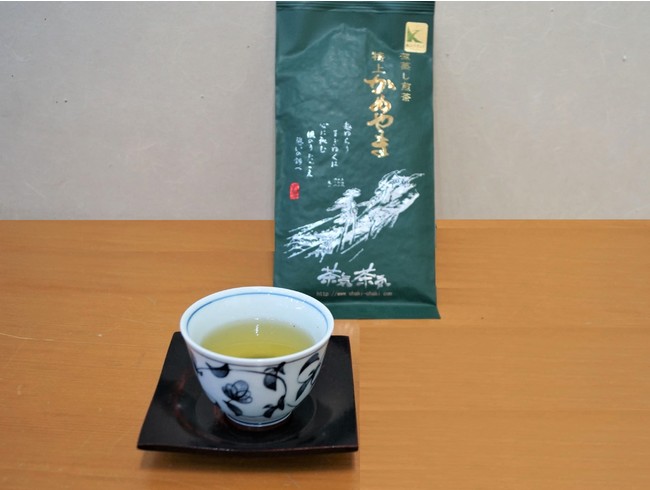 ＜茶気茶気＞特上かめやま テトラパック（深蒸し煎茶） （4ℊ×15個入）1,080円