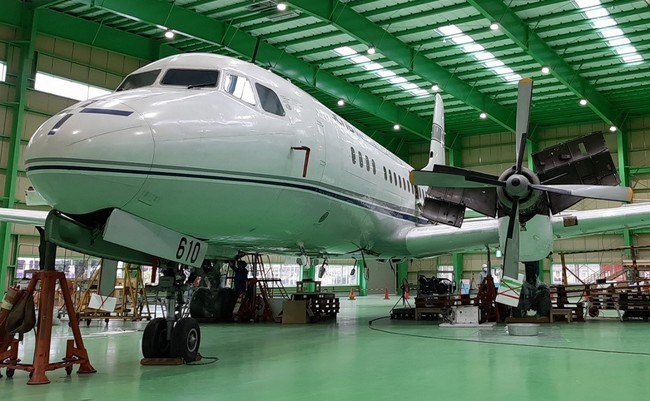 YS-11量産初号機（国立科学博物館）　ザ・ヒロサワ・シティ（茨城県筑西市）で組立中