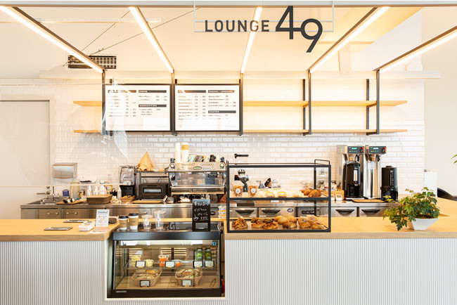 6月にリニューアルオープンした「LOUNGE 49」