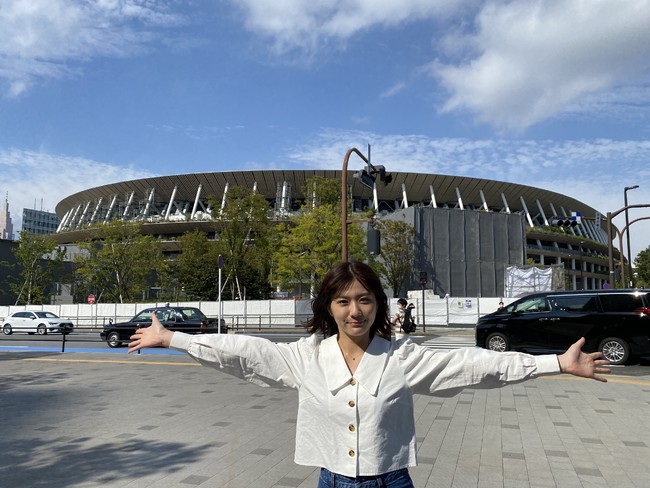 （写真：AKB48 清水麻璃亜）