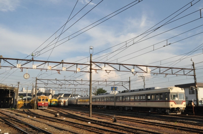 富山地方鉄道稲荷町車庫