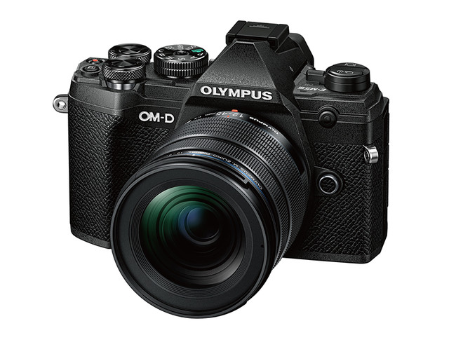 「OM-D E-M5 Mark III 12-45mm F4.0 PROキット」（ブラック）