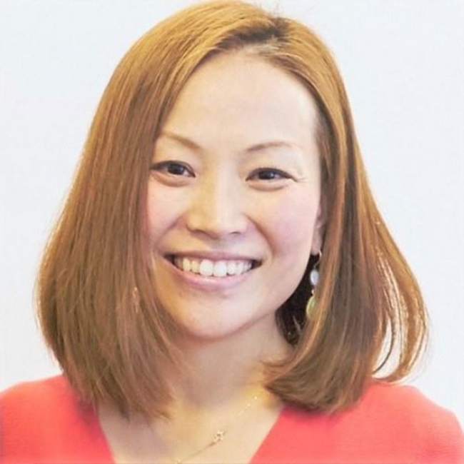 平田麻莉氏