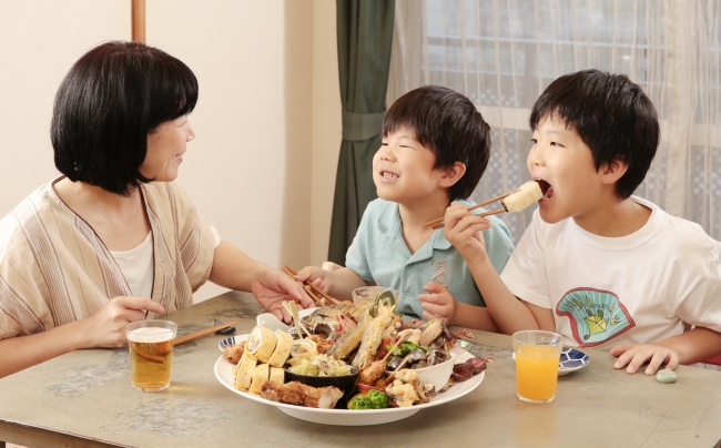 お子様も大満足の皿鉢料理