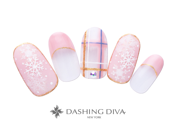 冬を感じる雪の結晶とチェックアートのネイル ★DASHING DIVAネイルコンテスト最優秀デザイン賞