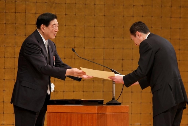 5月8日 表彰式の様子（明治神宮会館）