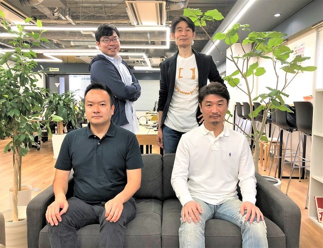 （前列右から、株式会社スマートアプリ 高 長徳氏、稲垣 岳也氏、 後列右から、i-nest capital 山中、放生會）