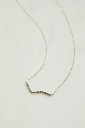 Waving Long Necklace／68,200円（税込）