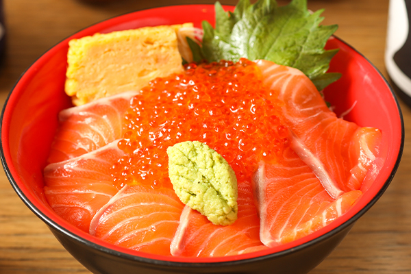 サーモンとイクラの親子丼