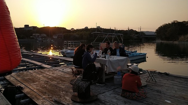 飲食店イベント風景