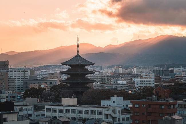 建物からの東寺