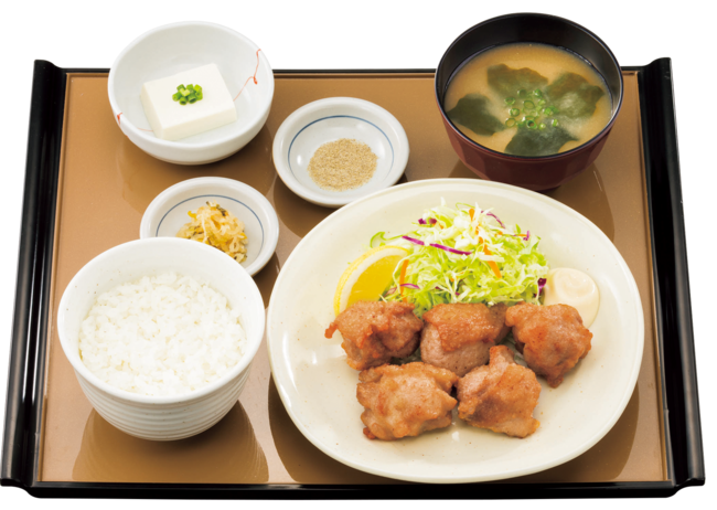 から揚げ定食　新価格 690円（税込）