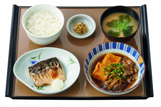 『肉豆腐と焼魚の定食』860円（税込）