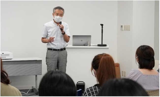 巣鴨地蔵通り商店街振興組合 理事長松宮秀明氏から商店街の現状をヒアリングし、企画に反映