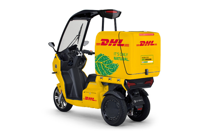 AA カーゴ α 4「DHL」仕様