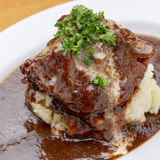 牛ほほ肉赤ワイン煮