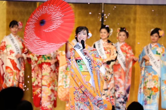 参照：2019 Miss SAKE 最終選考会 パフォーマンスの様子2