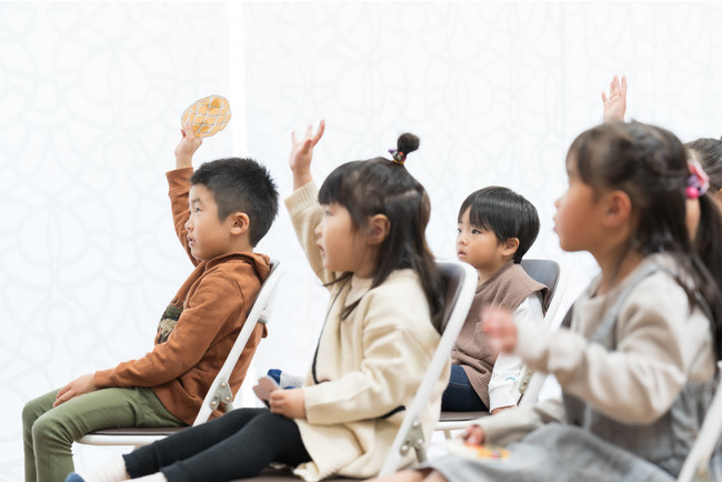 元気にお金について学ぶ子ども達