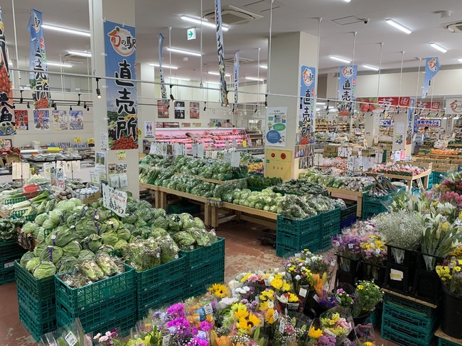 旬の駅店内