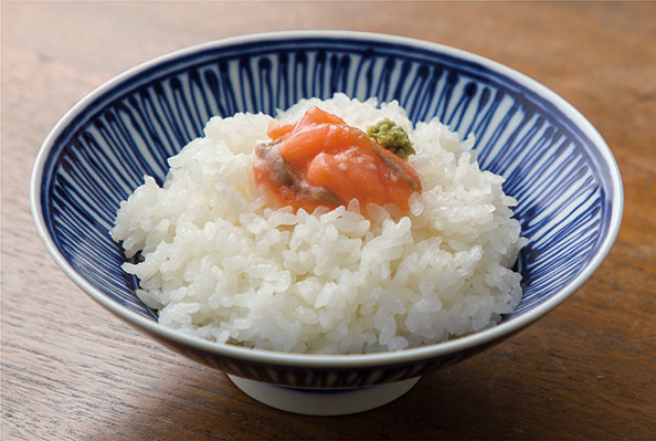 ご飯に　塩麹漬けサーモン