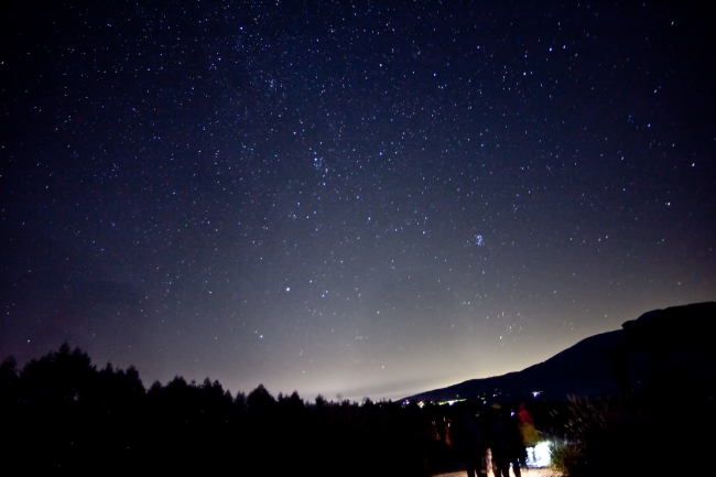 【3位：白樺湖・車山・蓼科・霧ヶ峰エリア】車山高原の星空（画像提供元：長野県）