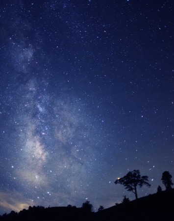 【1位：伊那・飯田・駒ヶ根・昼神】阿智村の星空（阿智☆昼神観光局提供）