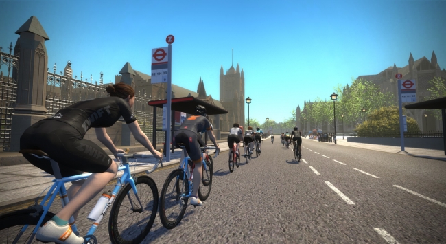 © Zwift　