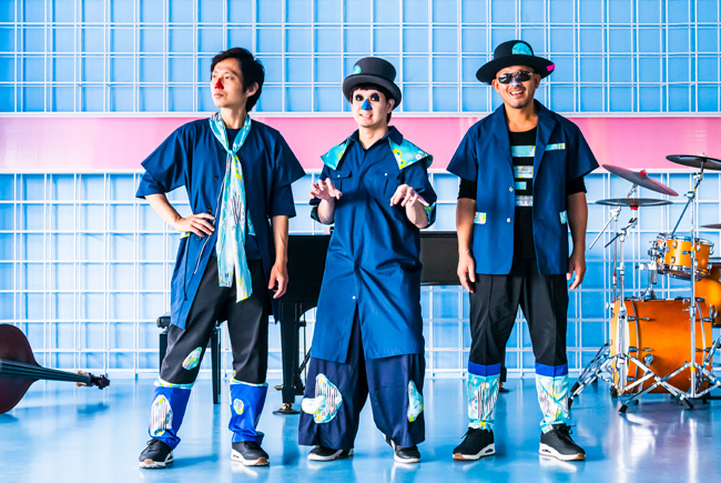 H ZETTRIO