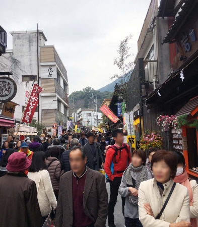 琴平店前