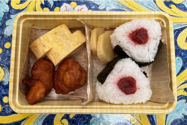 氷菓おにぎり弁当