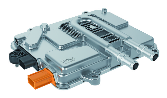 新しいDCDCコンバーターにより、ストロングハイブリッド（フルハイブリッド）車でも電気加熱式触媒EMICATの加熱ディスクに電気を供給、電動化のための追加オプションの提供を可能に