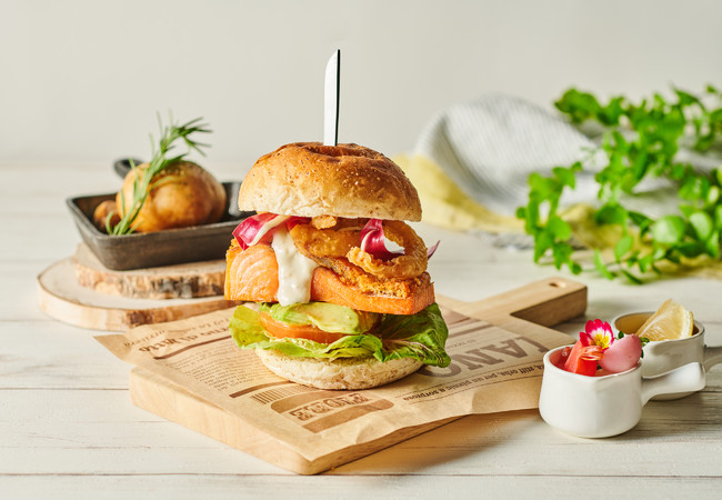 Grilled Shinshu Salmon Burger