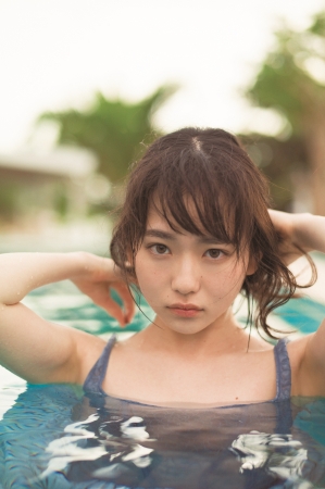 「山田杏奈ファースト写真集（仮）」（東京ニュース通信社刊）