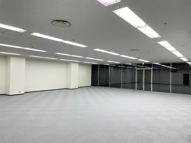 1階Event Hall 180㎡ 展示会・表彰式等イベント会場に