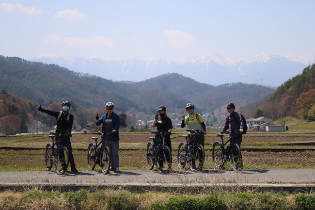 里山の自然をめぐるeバイクツアー