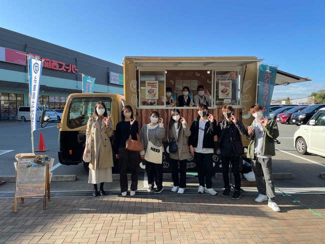 兵庫県立大学学生と有馬芳香堂社員