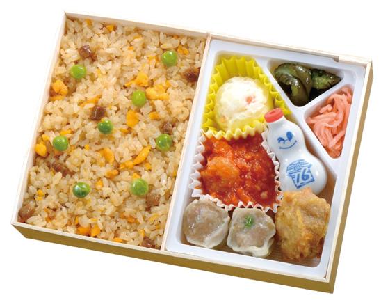 日産スタジアム炒飯弁当